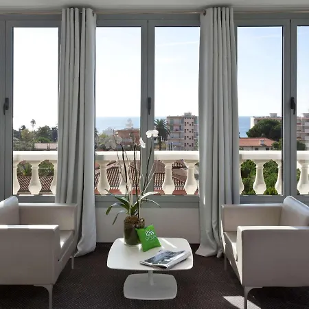 Ibis Styles Antibes Les Pins 酒店 胡安莱潘
