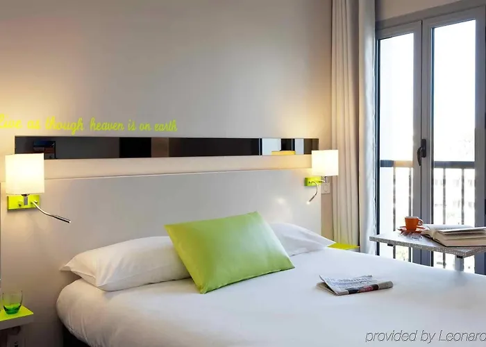 Ibis Styles Antibes Les Pins 3*