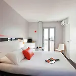 Ibis Styles Antibes Les Pins ジュアン・レ・パン