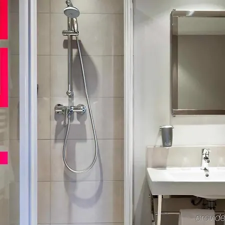 Ibis Styles Les Pins 3*