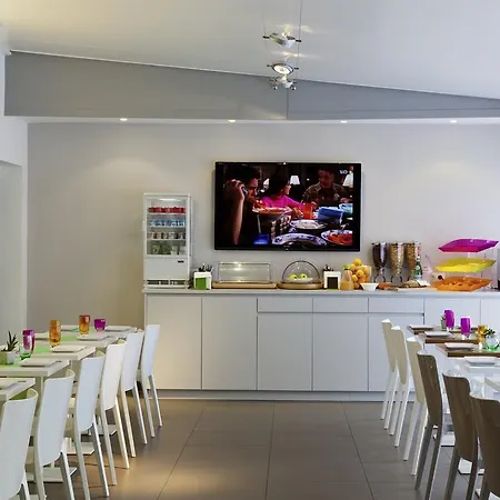 Ibis Styles Les Pins 3*