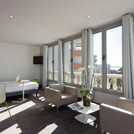 Ibis Styles Les Pins 3*