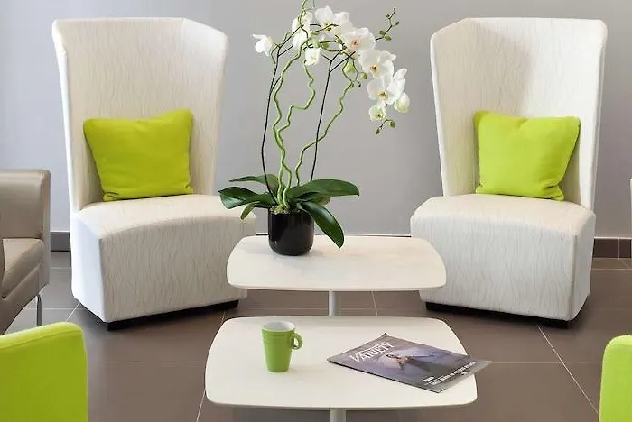 Ibis Styles Antibes Les Pins Juan-les-Pins