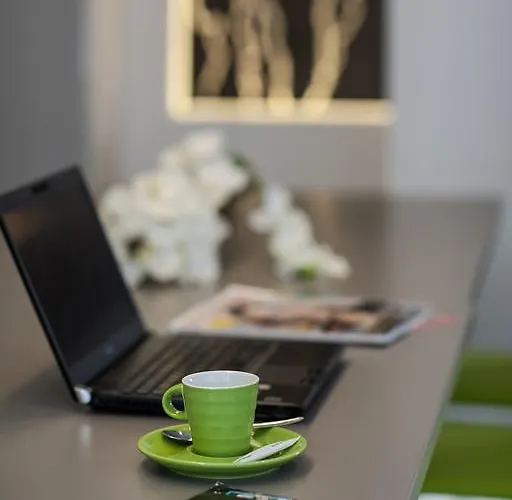 Hotel Ibis Styles Antibes Les Pins